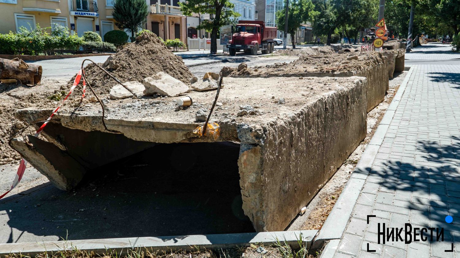 Работы по замене теплосетей на Московской и Дунаева, фото НикВести