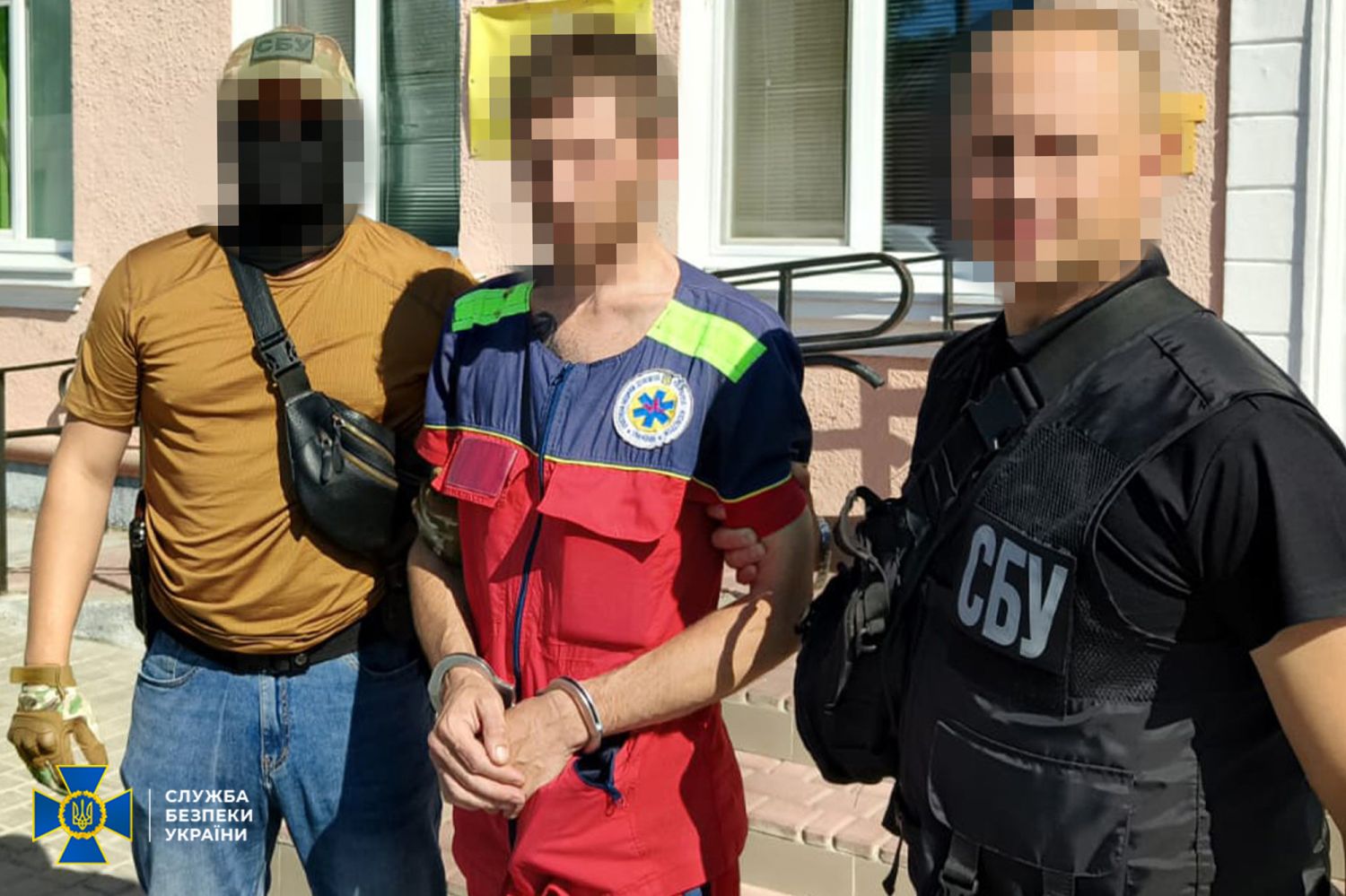 Detention of a paramedic. Photo: SBU