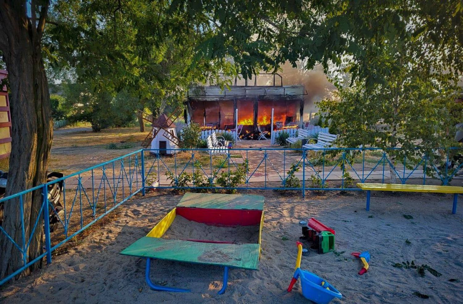 The Russians shelled a children's cafe. Photo: Ivan Fedorov's Telegram channel