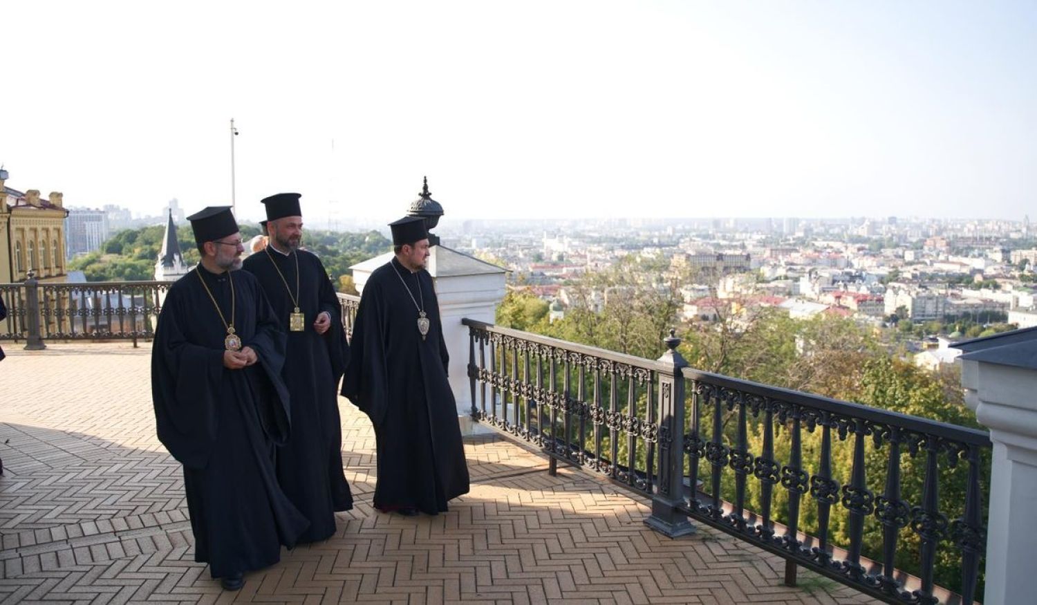 Делегація Вселенського патріархату. Фото ВВС