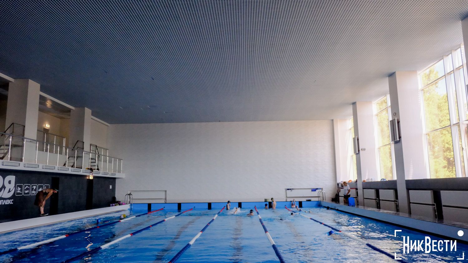 The renovated communal pool of the «Zorya» sports complex, August 2024, photo «Nikvesti"