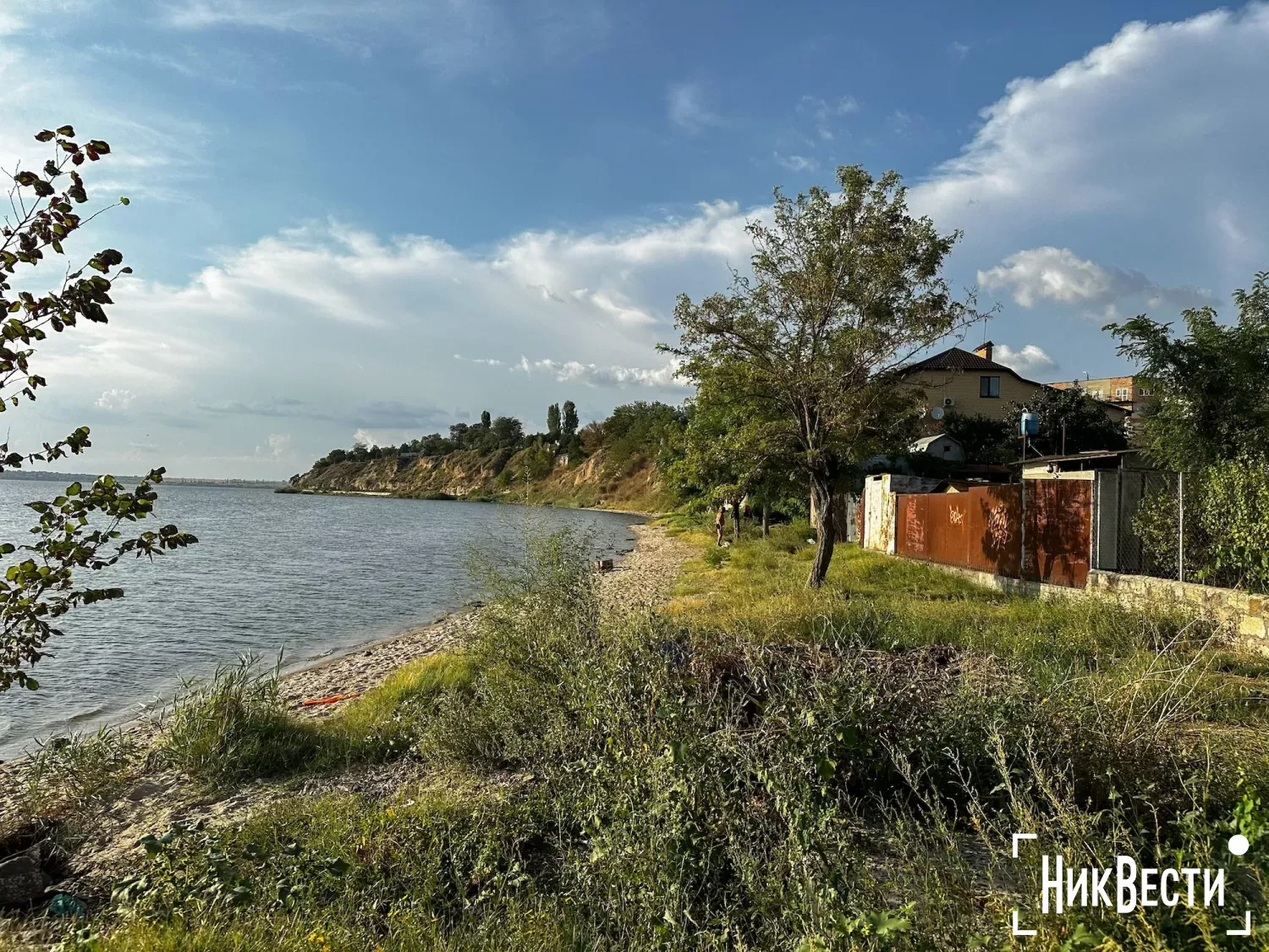 Cottages on the banks of the Southern Bug, photo «MykVisty"