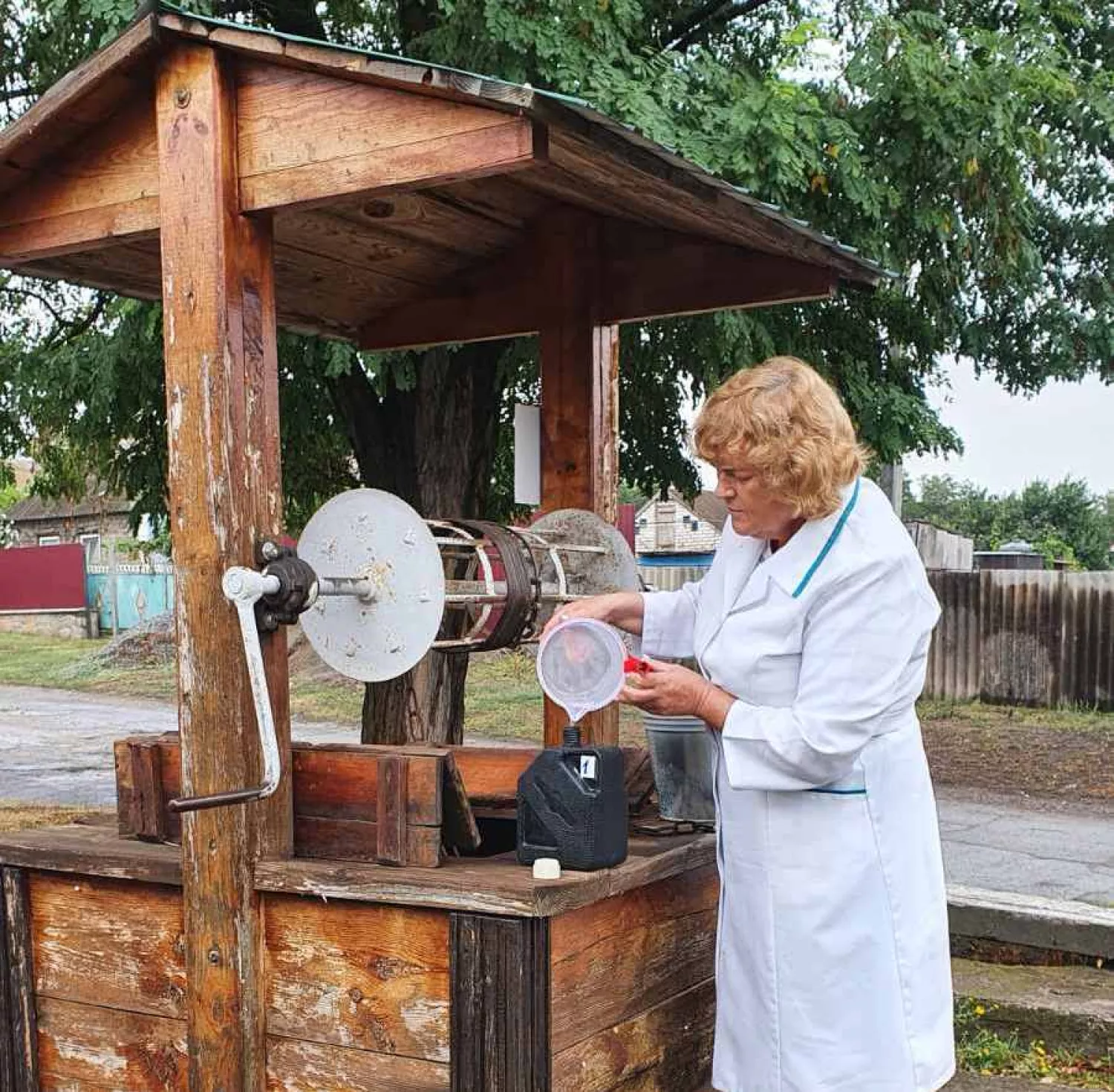 Water in wells was checked in the villages of Voznesenshchyna. Photo: Mykolaiv Regional Center for Disease Control and Prevention