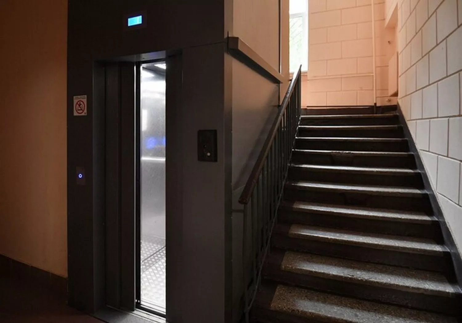 Elevator in Odessa, photo: «Odesa Life"