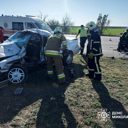 ДТП на трасі М-14 «Одеса-Мелітополь-Новоазовськ», фото: ДСНС Миколаївщини