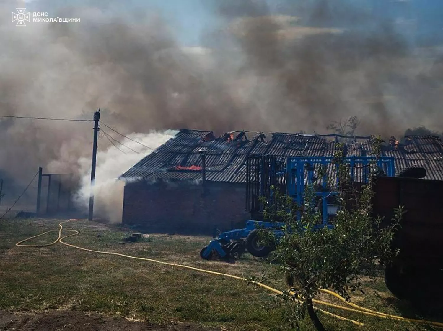 У Первомайському районі загорілась ферма. Фото: ДСНС Миколаївщини