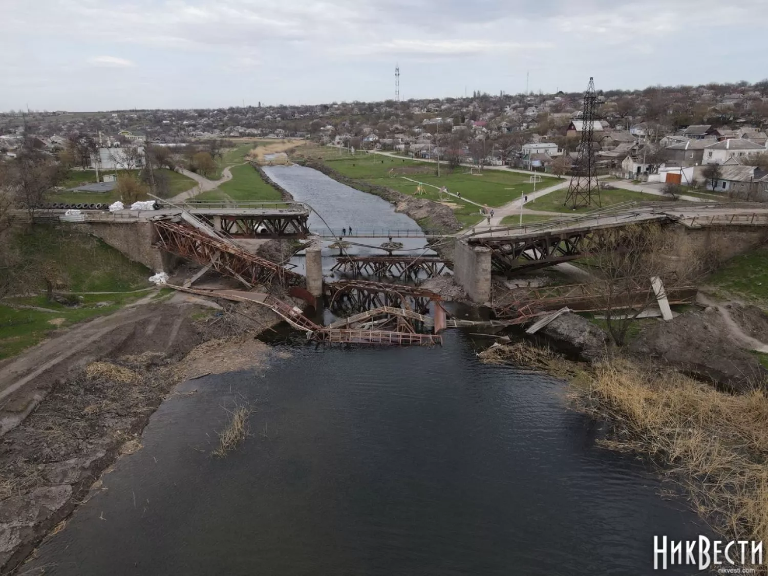 The bridge over the Mertvovod River in Voznesensk, which was destroyed in March 2022, archive photo «NikVesti"