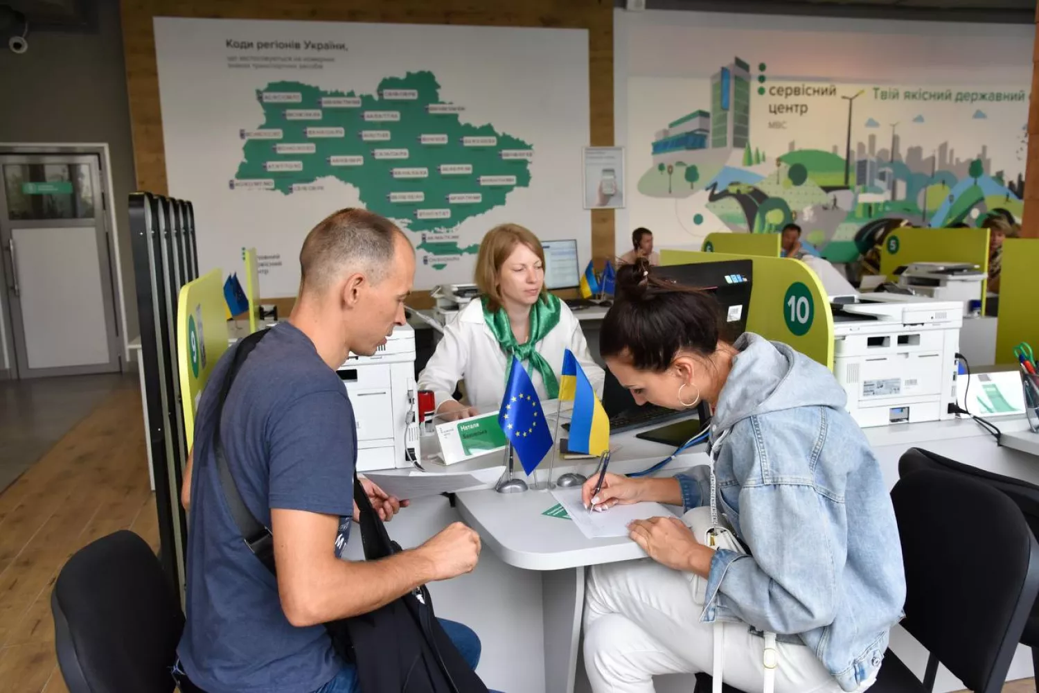 A service center was opened in Odesa, which will work during the alarm. Photo: Oleg Kiper