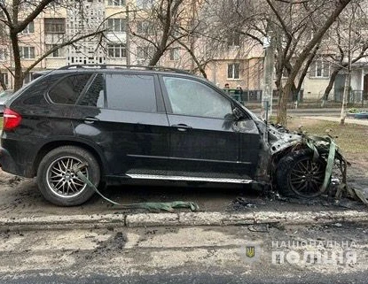 Последствия поджога авто в Одессе. Фото: Нацполиция в Одесской области
