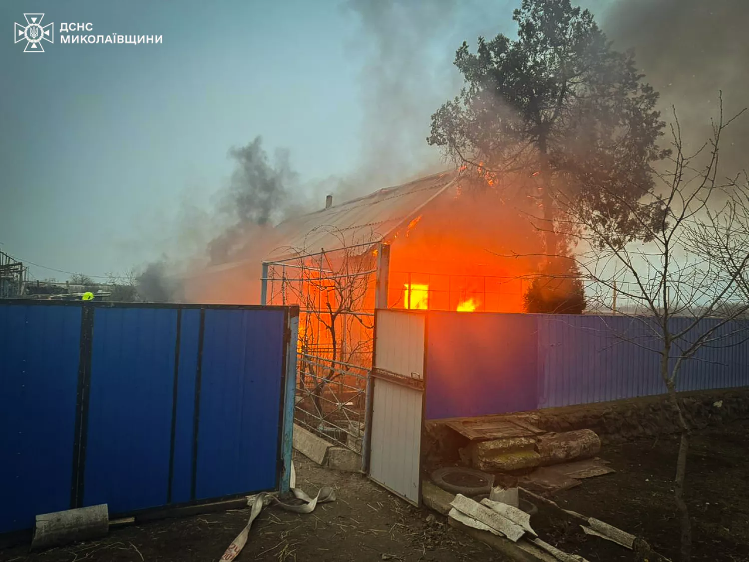 Пожежа в будинку у селі Любине Широківської громади, фото: ДСНС Миколаївщини