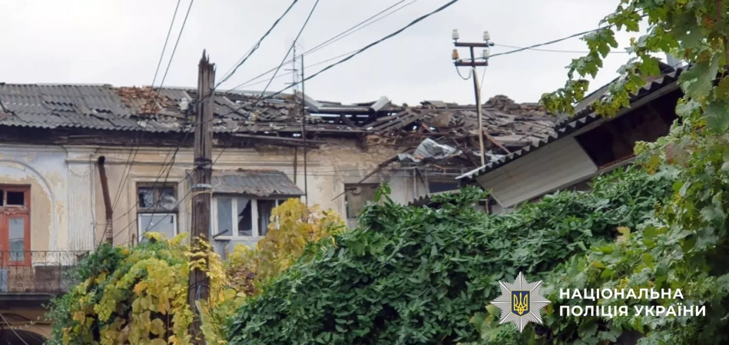 Наслідки обстрілу Херсонщини. Фото: Нацполіція