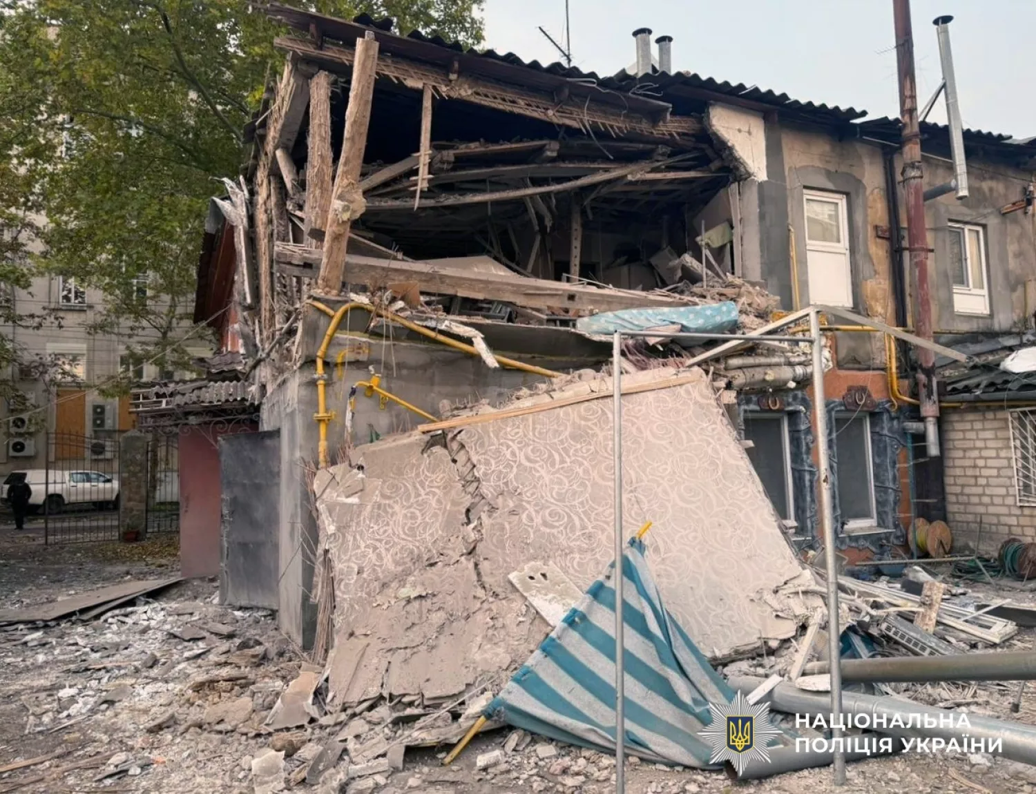 Наслідки обстрілу Херсонщини. Фото: Нацполіція