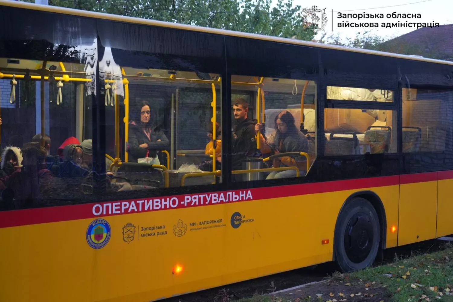 Наслідки обстріл Запоріжжя. Фото: Запорізька ОВА