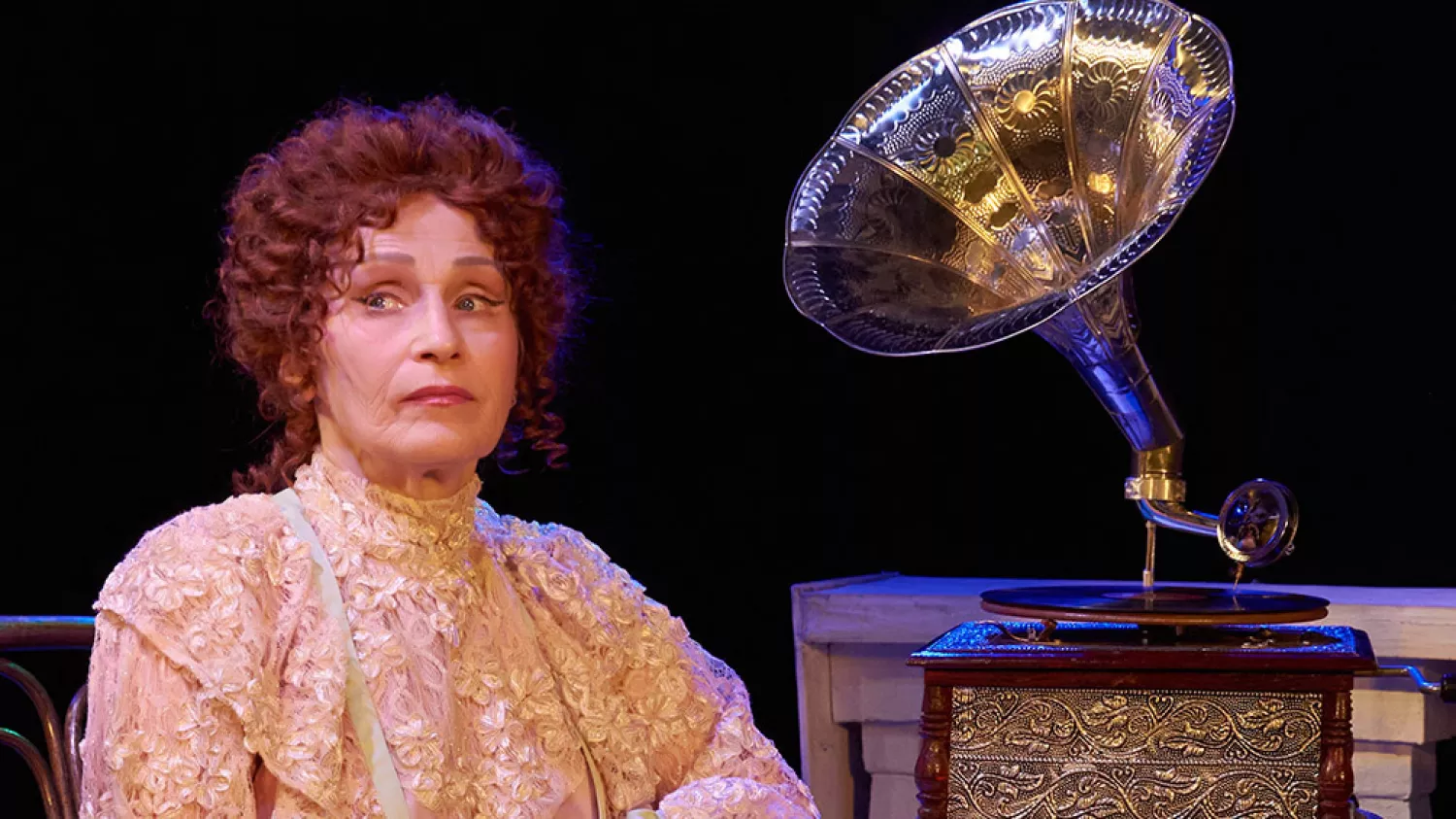 Фото: Академічний український театр