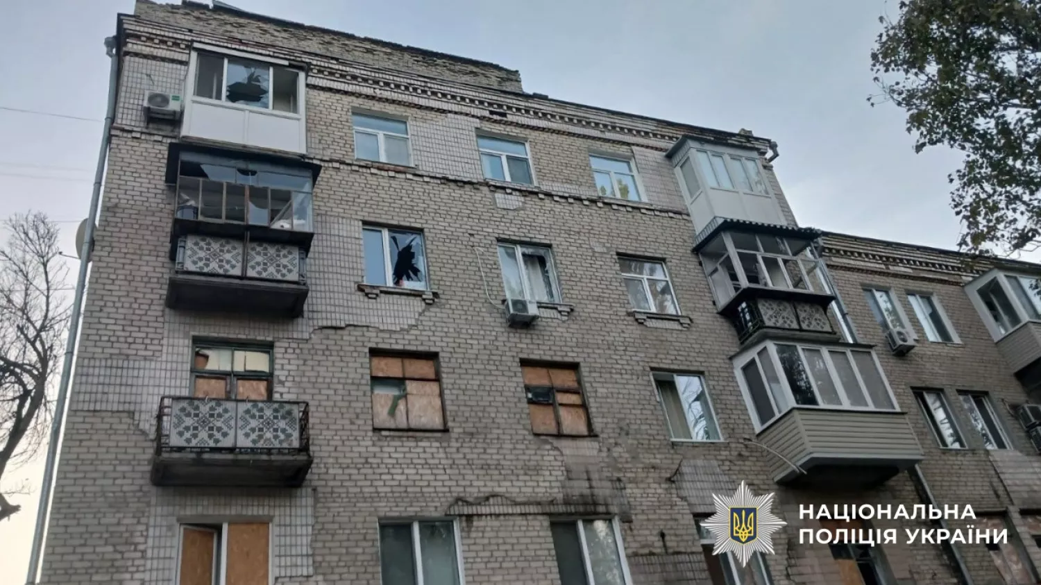 Наслідки обстрілу Херсонщини. Фото: Нацполіція