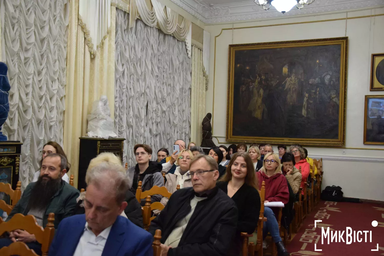 У Миколаєві оцифрували вже 329 картин ХХ століття. Фото: