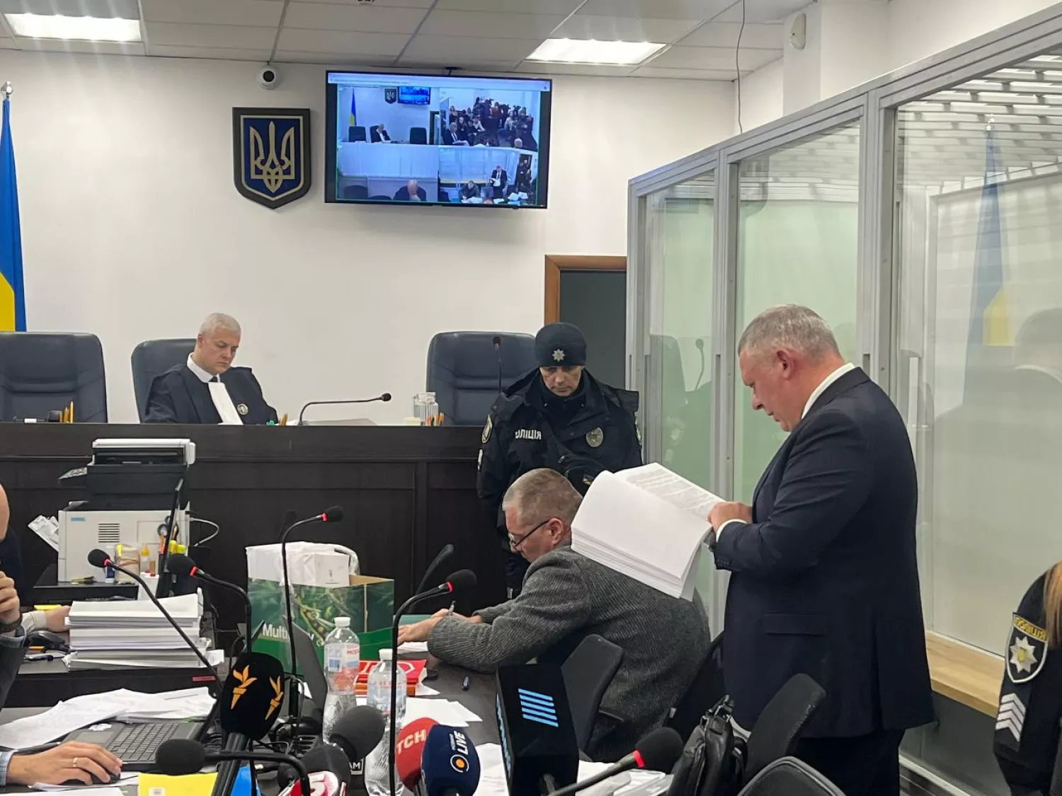 Суд обирає запобіжний захід Дмитру Басову. Фото: «Слідство.Інфо»