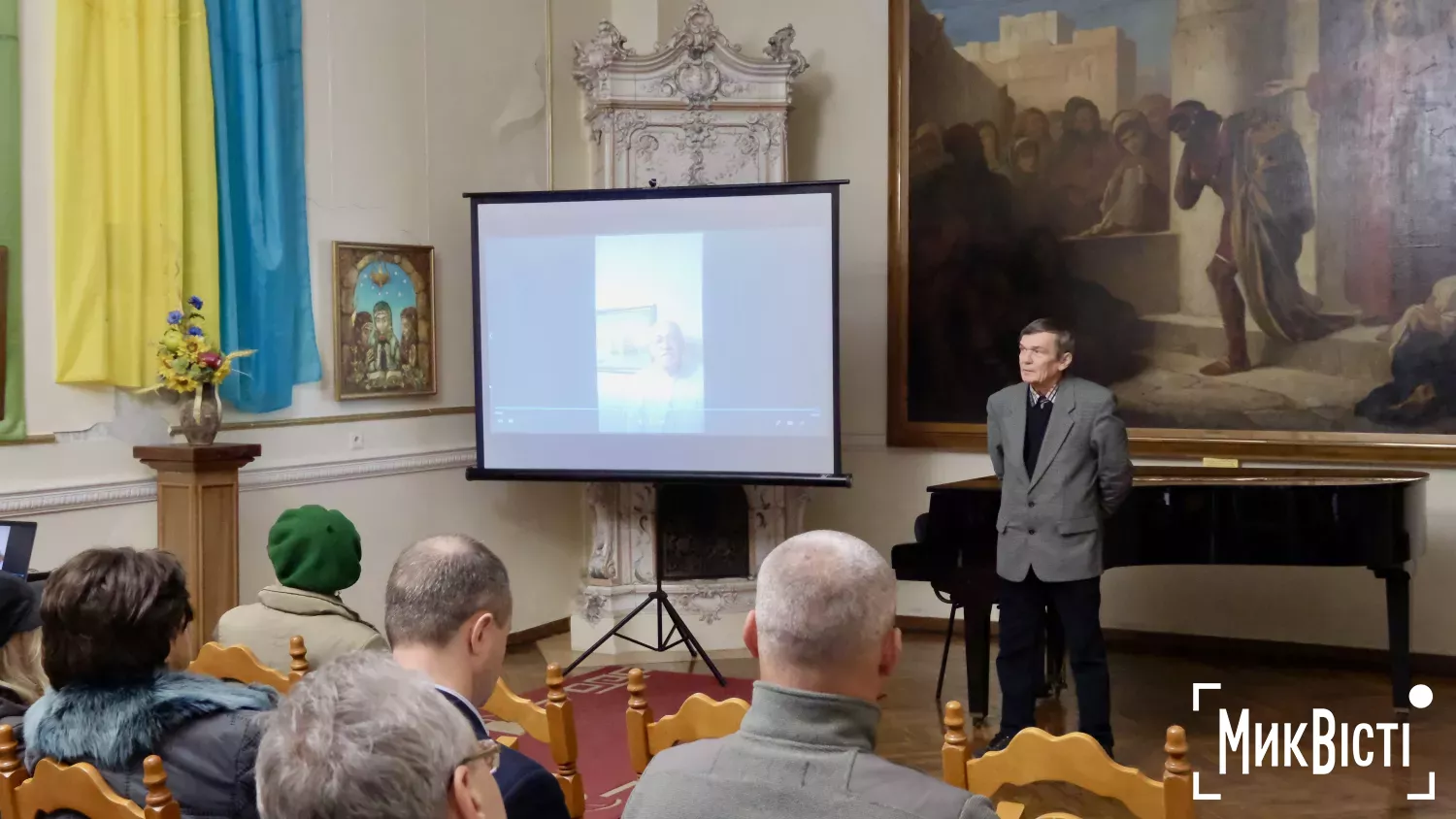 Відкриття виставки живописця Олександра Матійка у Миколаєві. Фото: «МикВісті»