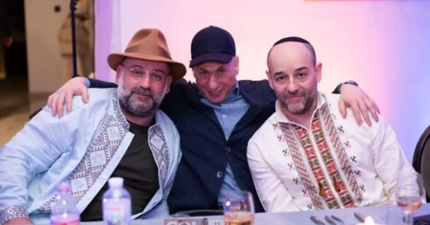 Тимур Міндіч (зліва) та Олександр Цукерман (посередині) під час одного із заходів у Києві в березні 2024 року. Фото: «Схеми»