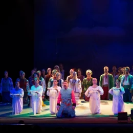 Фото: Академічний український театр