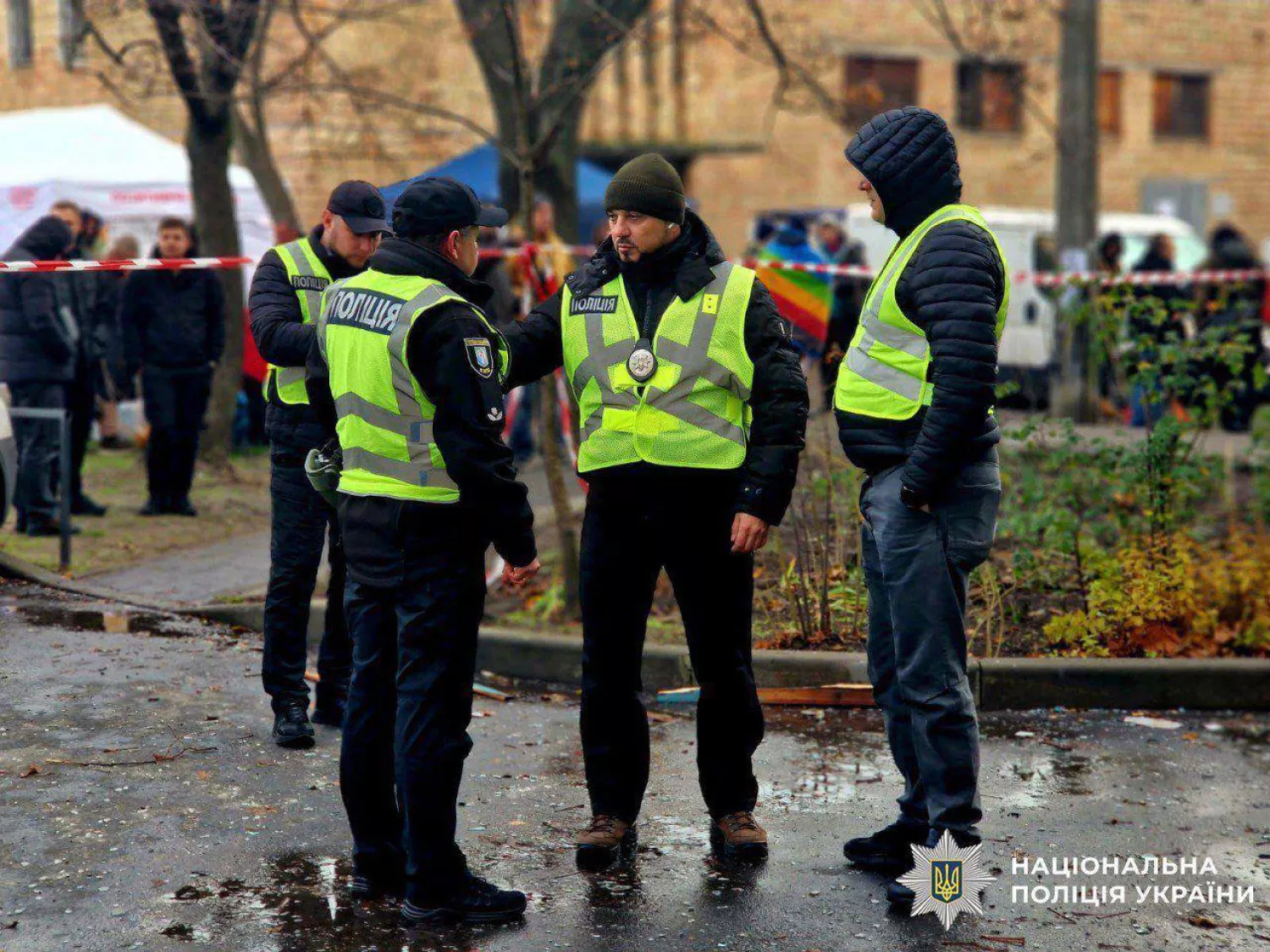Наслідки обстрілу Києва 14 листопада. Фото: ДСНС Києва
