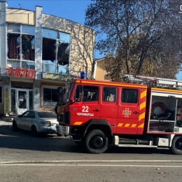 Російські дрони вдарили по ринку в Чорноморську. Фото: Одеська ОВА