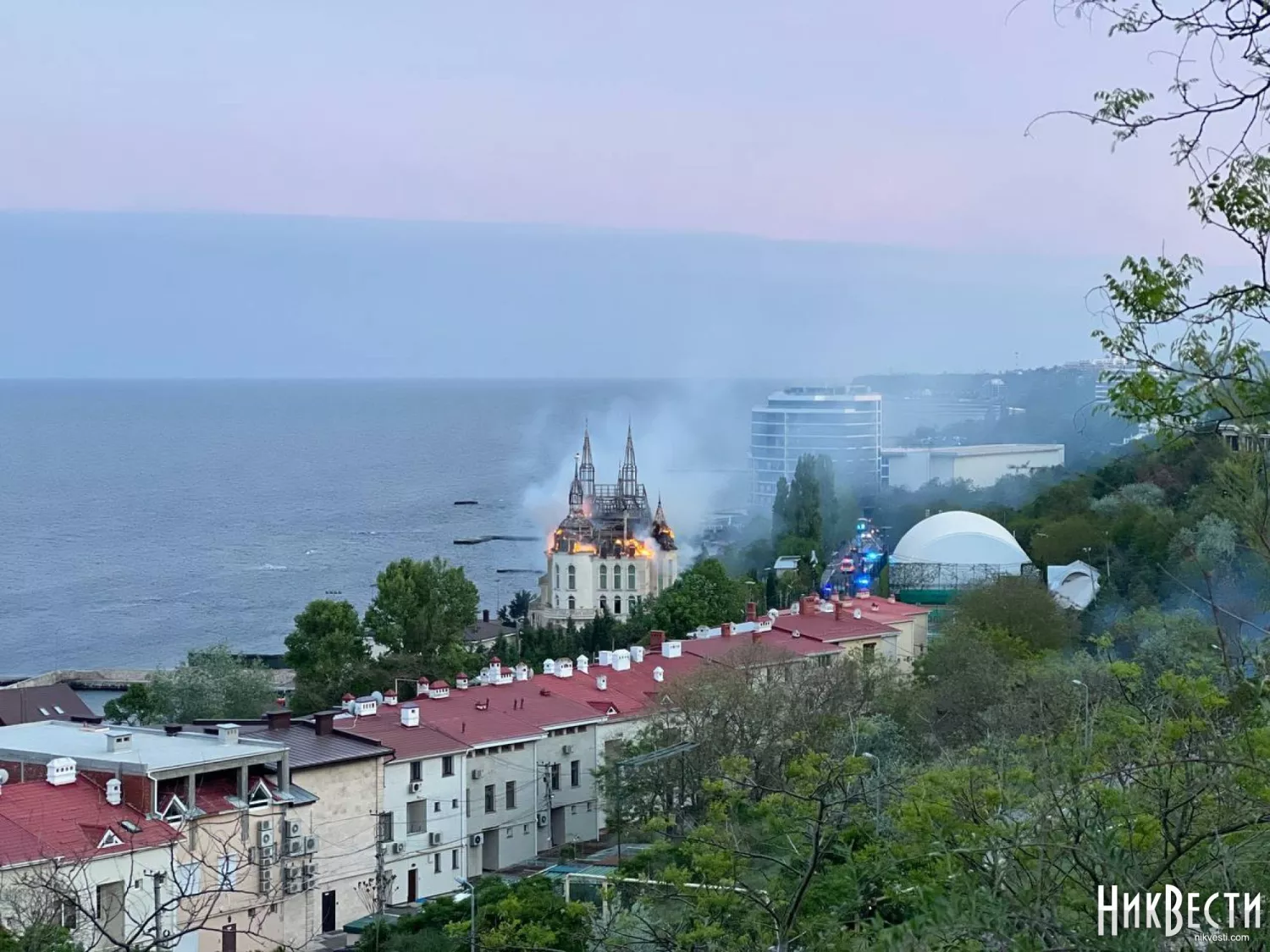 Наслідки удару РФ по Одесі 29 квітня 2024 року/ Фото: Юлія Бойченко, «МикВісті»