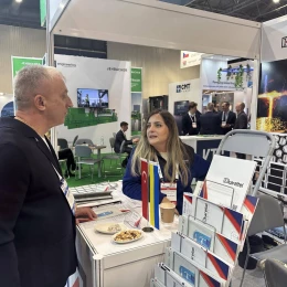 Мер Первомайська, підозрюваного у недостовірному декларуванні, поїхав на форум у Варшаві. Фото: Первомайська міськрада