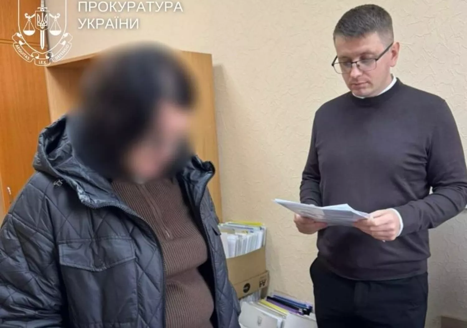 Бухгалтерці на Київщині повідомили про підозру у шахрайстві з виплатами освітянам. Фото:  Прокуратура Київської області