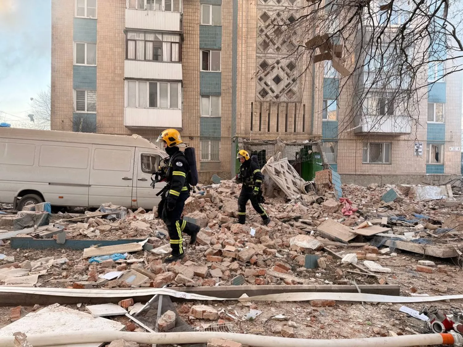 Наслідки російського обстрілу Тернополя. Фото: «Суспільне Тернопіль»