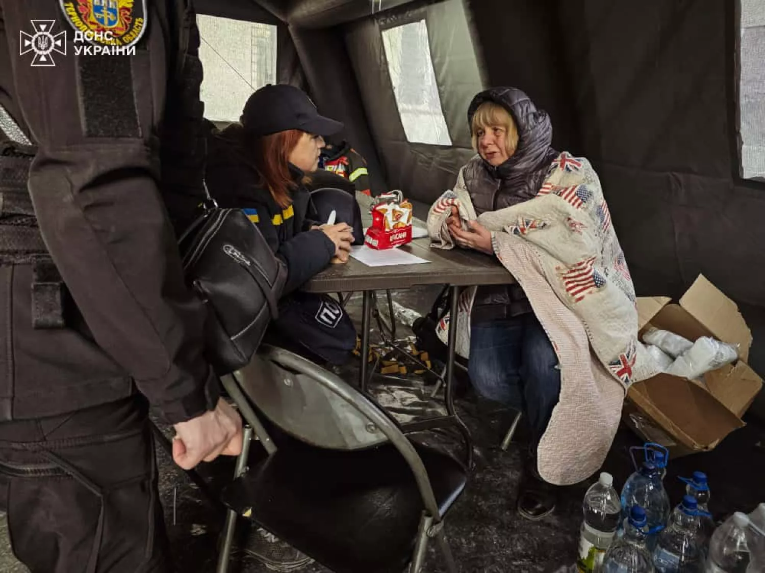 У Тернополі збільшилась кількість жертв після нічних атак РФ. Фото: ДСНС