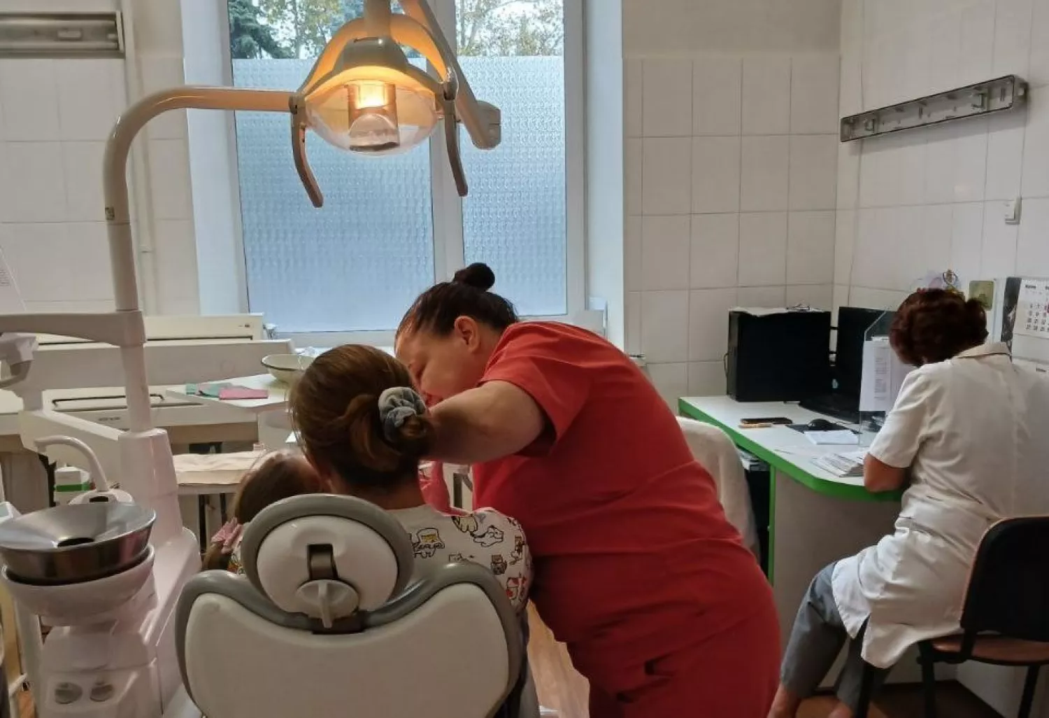 У Миколаєві за програмою пролікували зуби 68 дітям з інвалідністю. Фото: Миколаївська міська рада