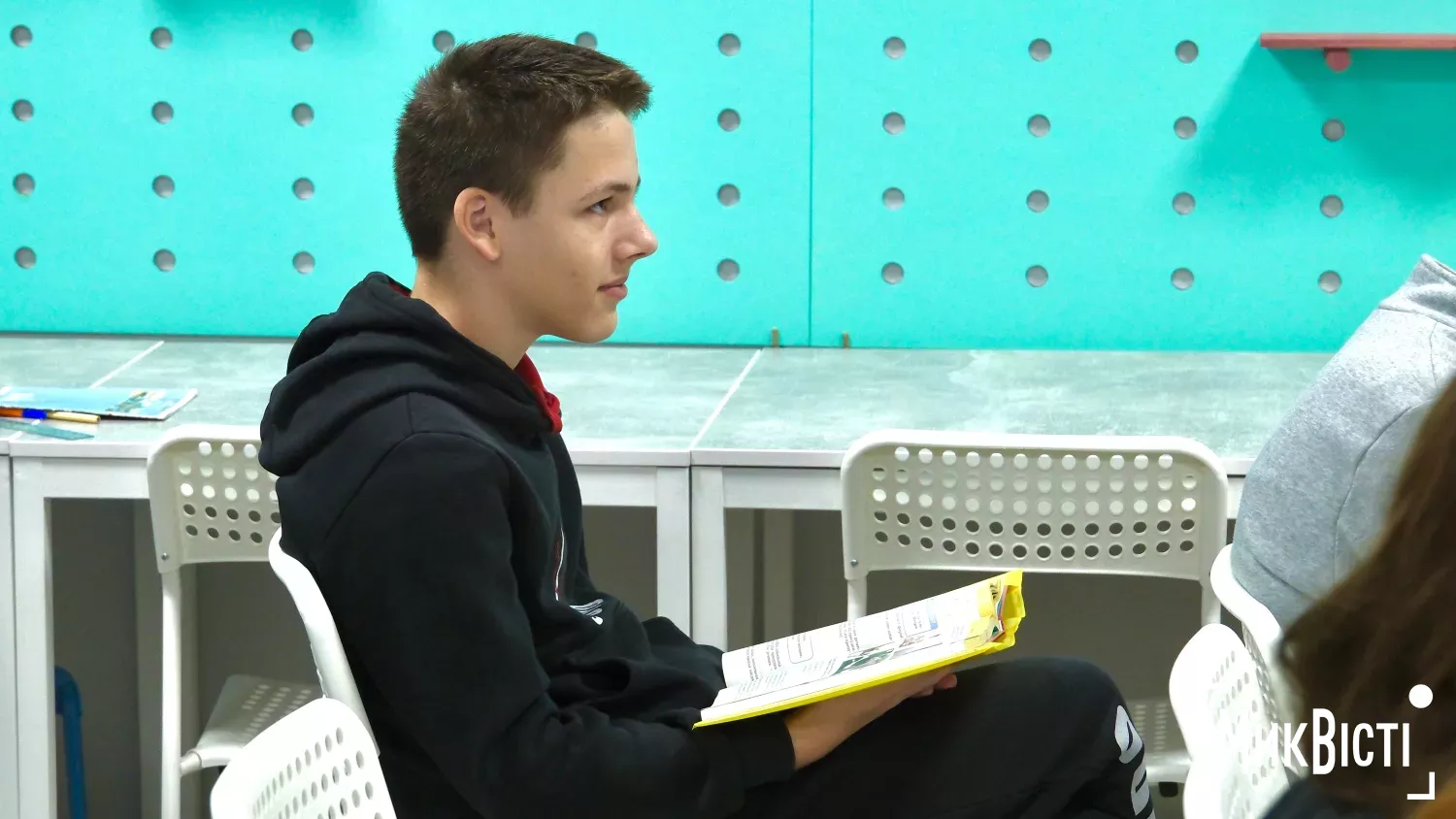 Тимчасова школа на базі будинку культури в Ольшанському. Фото: «NikVesti»