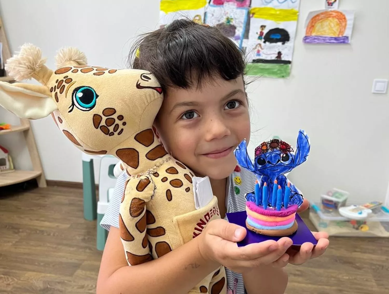 Іграшка Рафа-Жирафа. Фото: «Kinder Velt»