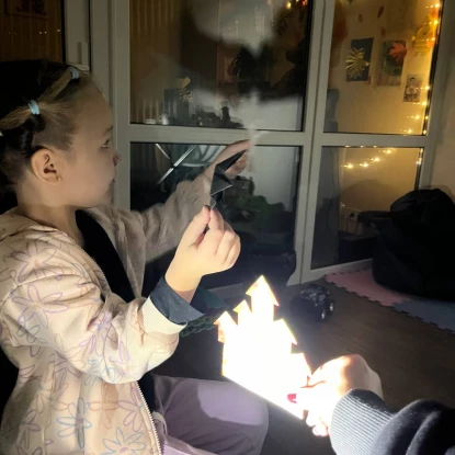 Театр тіней. Фото: «Kinder Velt»