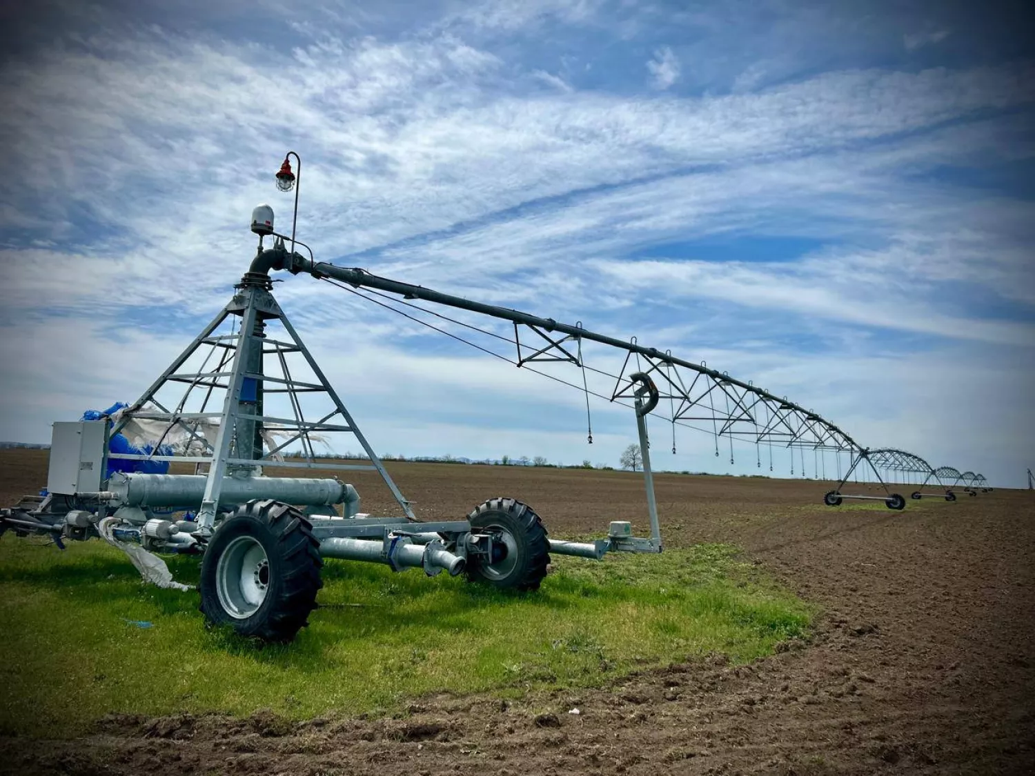 На Одещині модернізували зрошувальну систему, фото: очільник ОВА Олег Кіпер