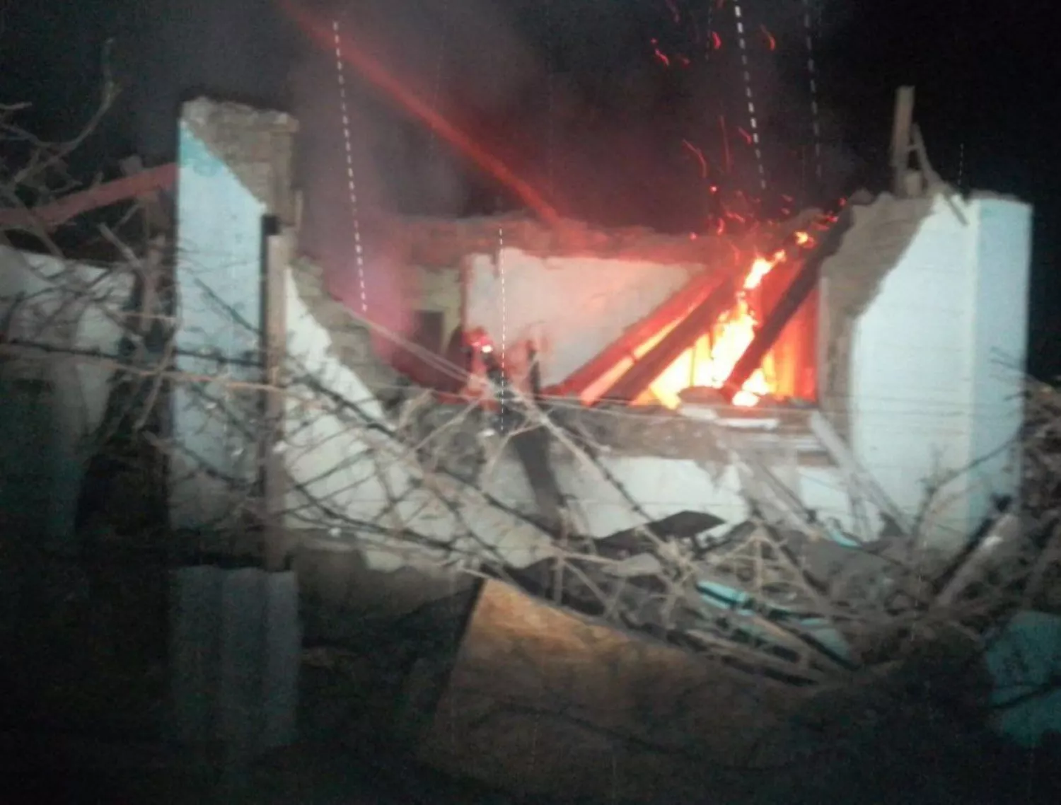 Наслідки атаки на Дніпро Telegram / Владислав Гайваненко Наслідки атаки на Дніпро Telegram / Владислав Гайваненко Наслідки атаки на Дніпро. Фото: Владислав Гайваненко/Telegram