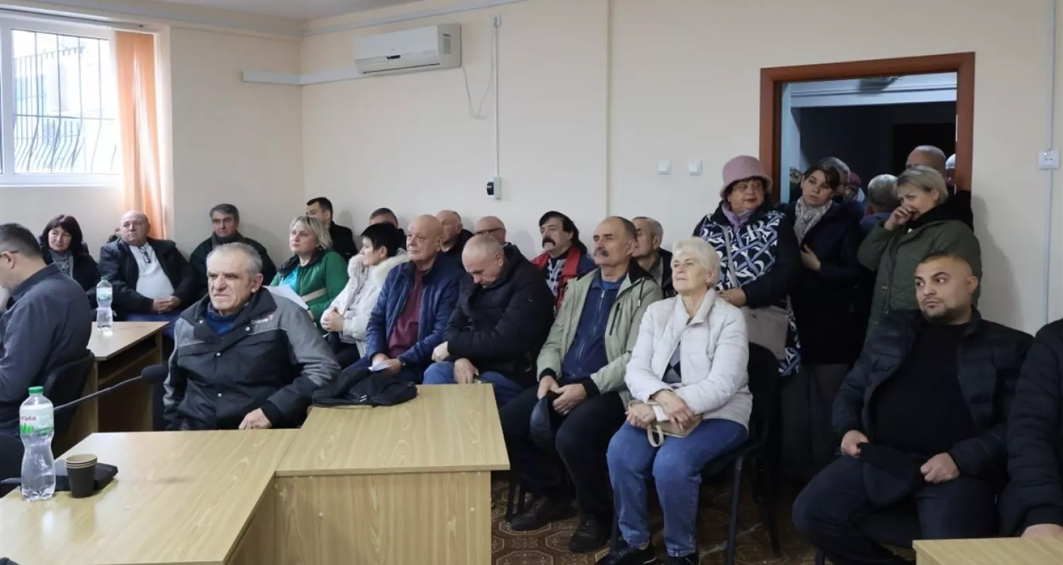 Місцеві жителі виступають проти відключень світла. Автор фото: Анна Бойко, ЮжкаNews.City