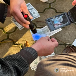 Двох миколаївців підозрюють у «продажі» фіктивних меддовідок для ухилення від служби. Фото: Нацполіція Миколаївщини