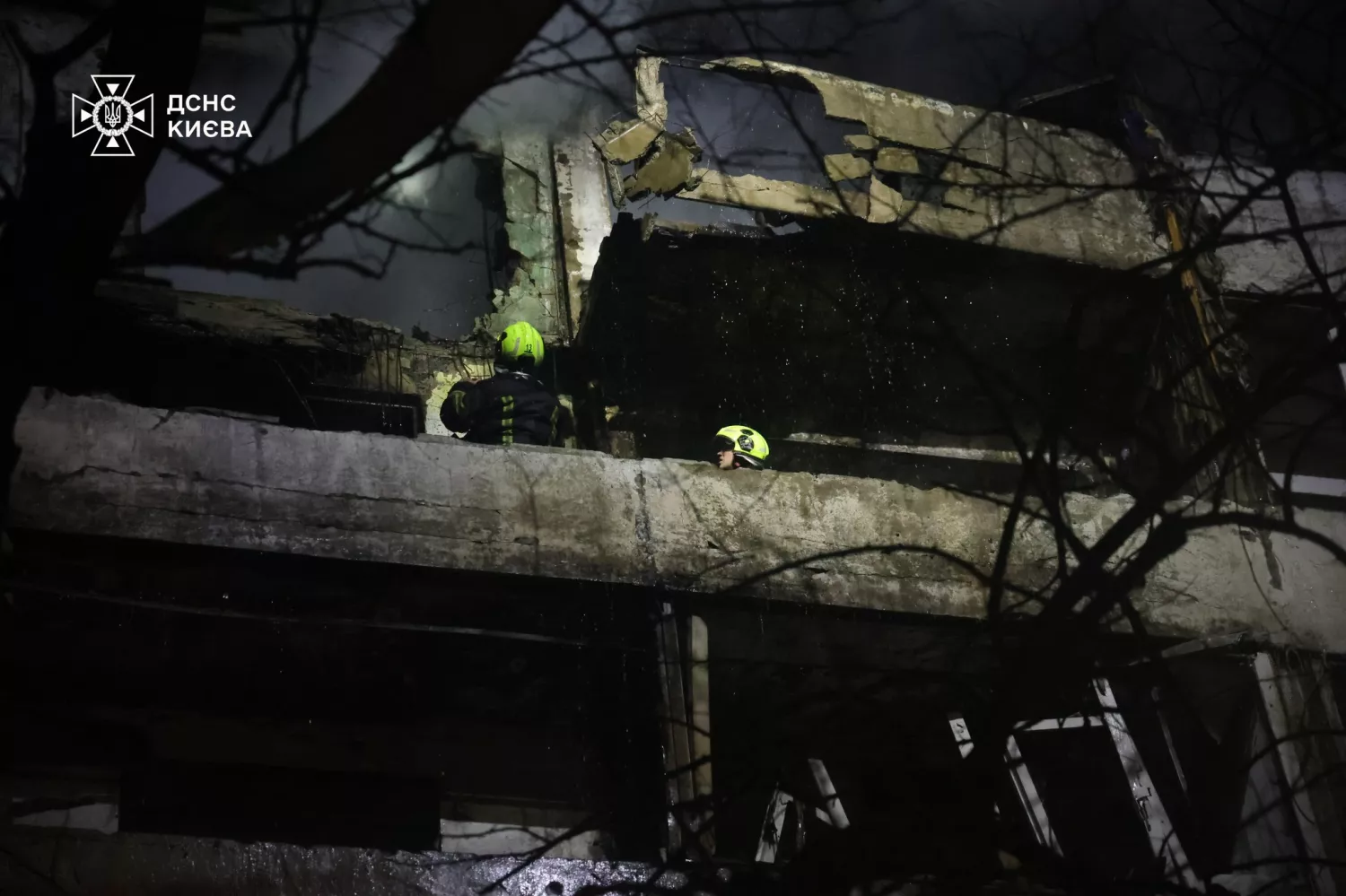 Обстріл Києва 25 листопада. Фото: ДСНС