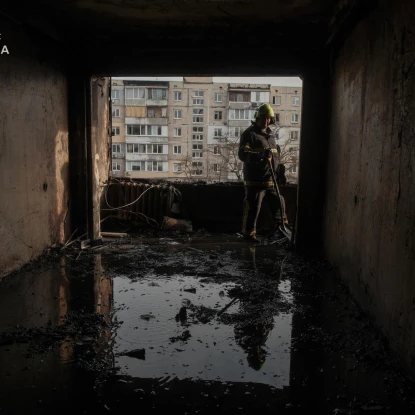 Наслідки обстрілу Києва 25 листопада. Фото: ДСНС