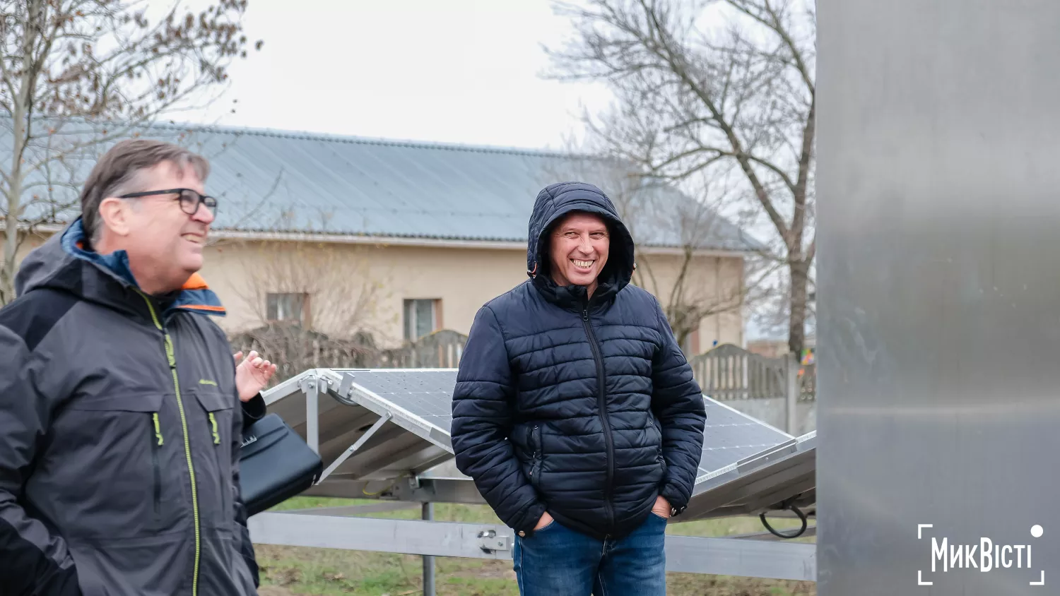 Мобільна станція очищення води на сонячних панелях. Фото: НикВести