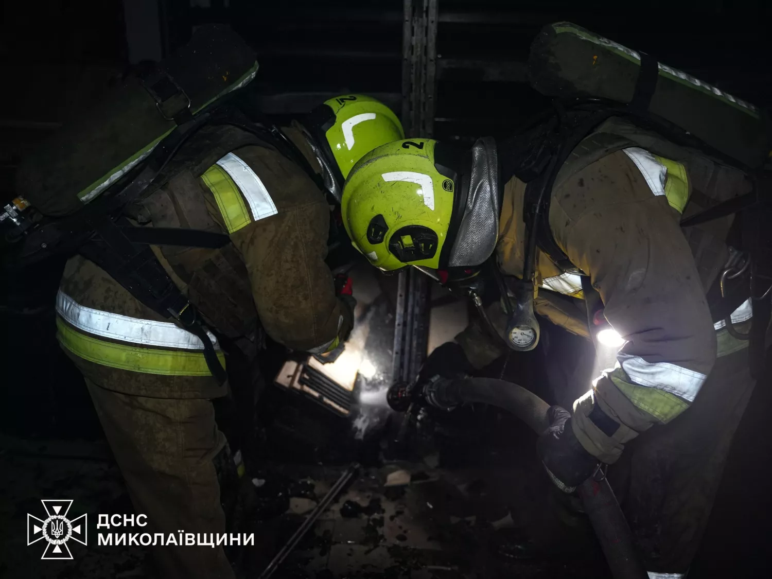 Наслідки обстрілу Миколаєва 3 листопада. Фото: ДСНС