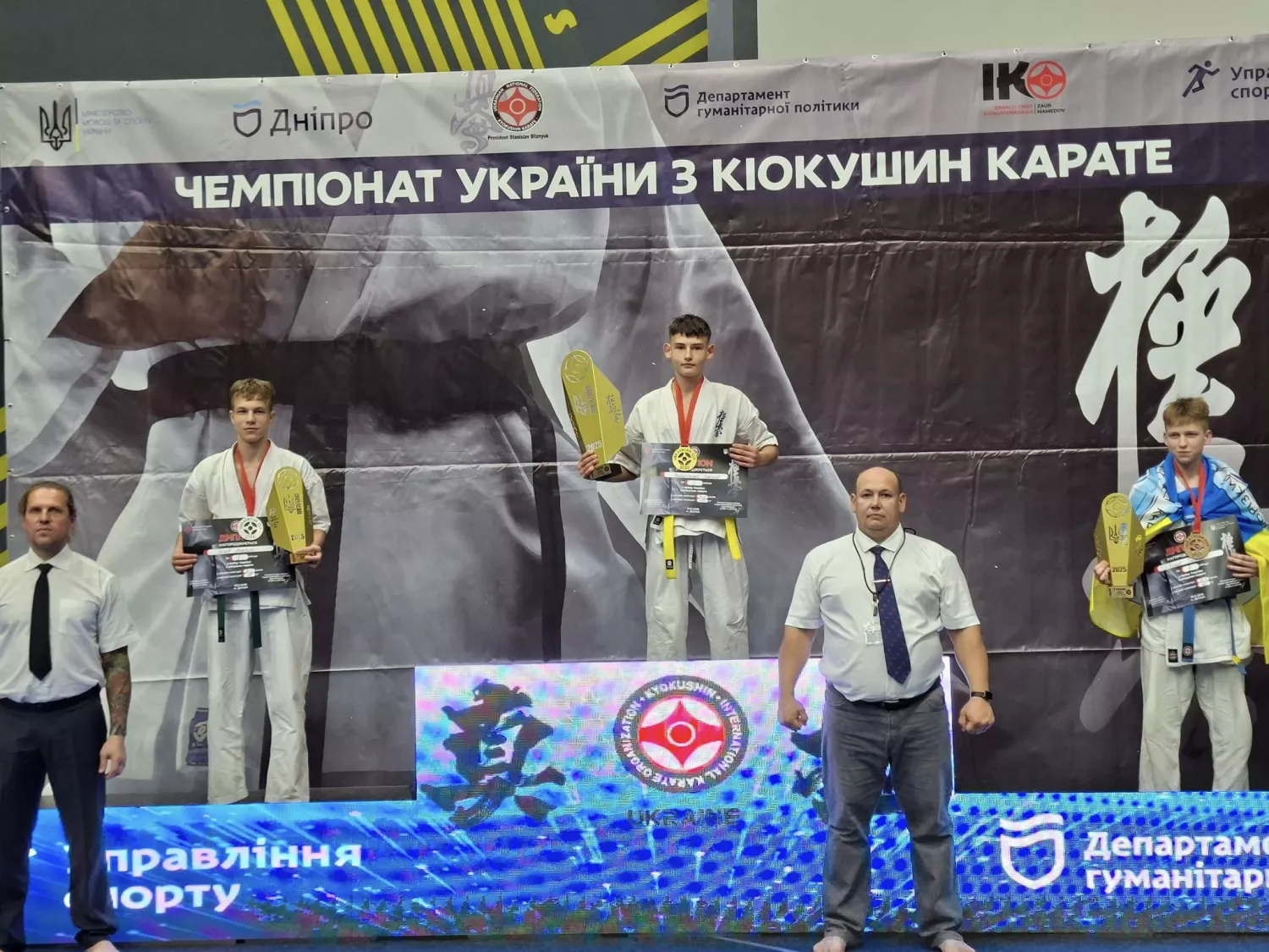 Миколаївські каратисти вибороли друге місце на Кубку України з кіокушин карате. Фото: Федерація кіокушин карате в Миколаївській області