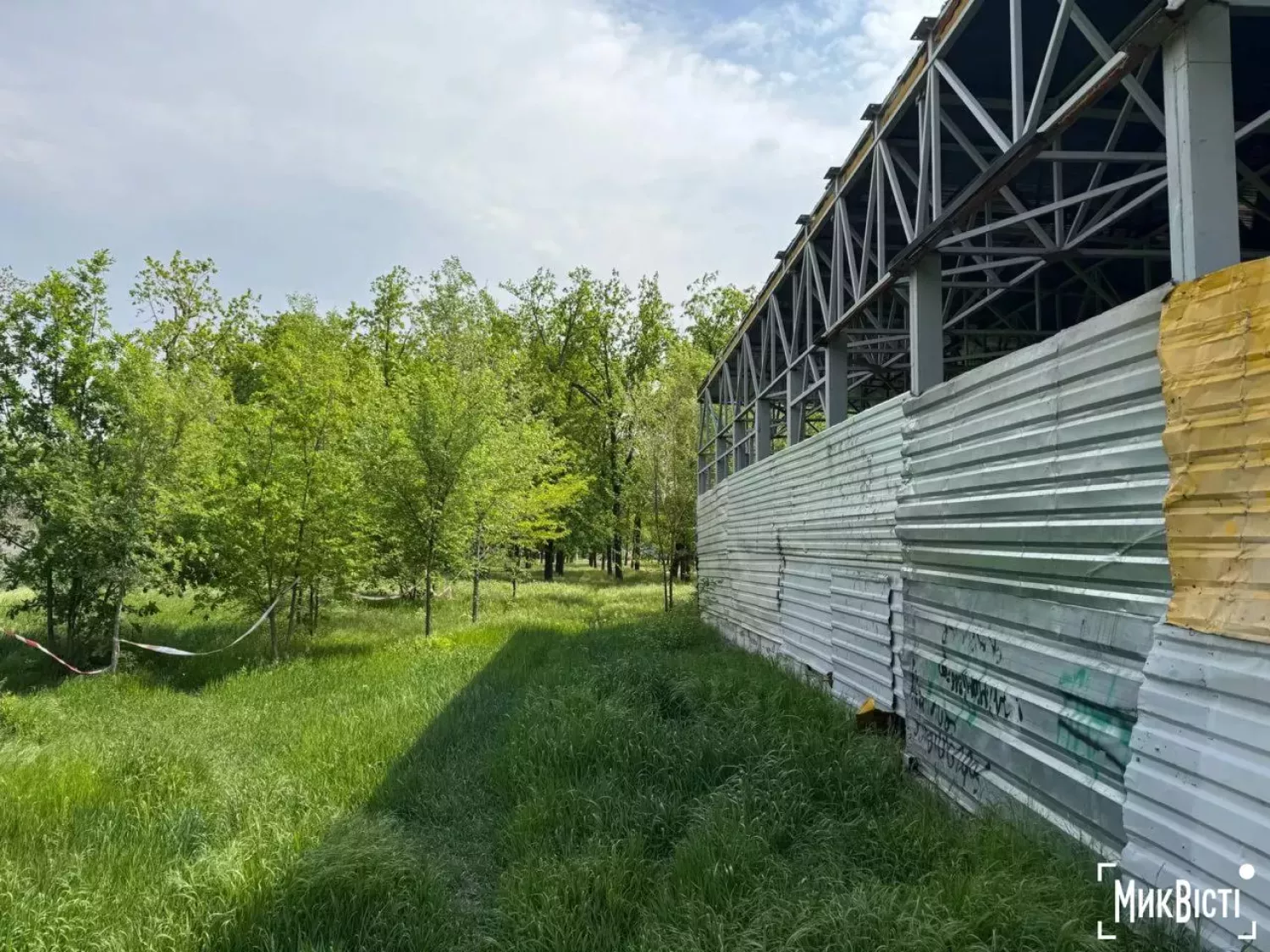 У Миколаєві на місці будівництва заправки планують знести дерева. Фото: МикВісті