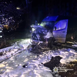 Жінку підозрюють у підпалах двох вантажівок у Миколаєві. Фото: Нацполіція Миколаївщини