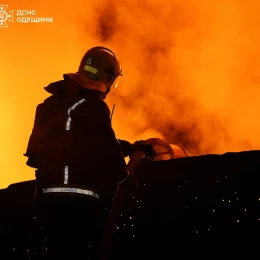 Наслідки обстрілу Одещини 11 грудня. Фото: ДСНС Одещини