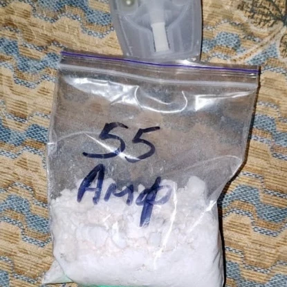 У Первомайську затримали двох підозрюваних у збуті наркотиків та психотропів. Фото: Поліція Миколаївщини