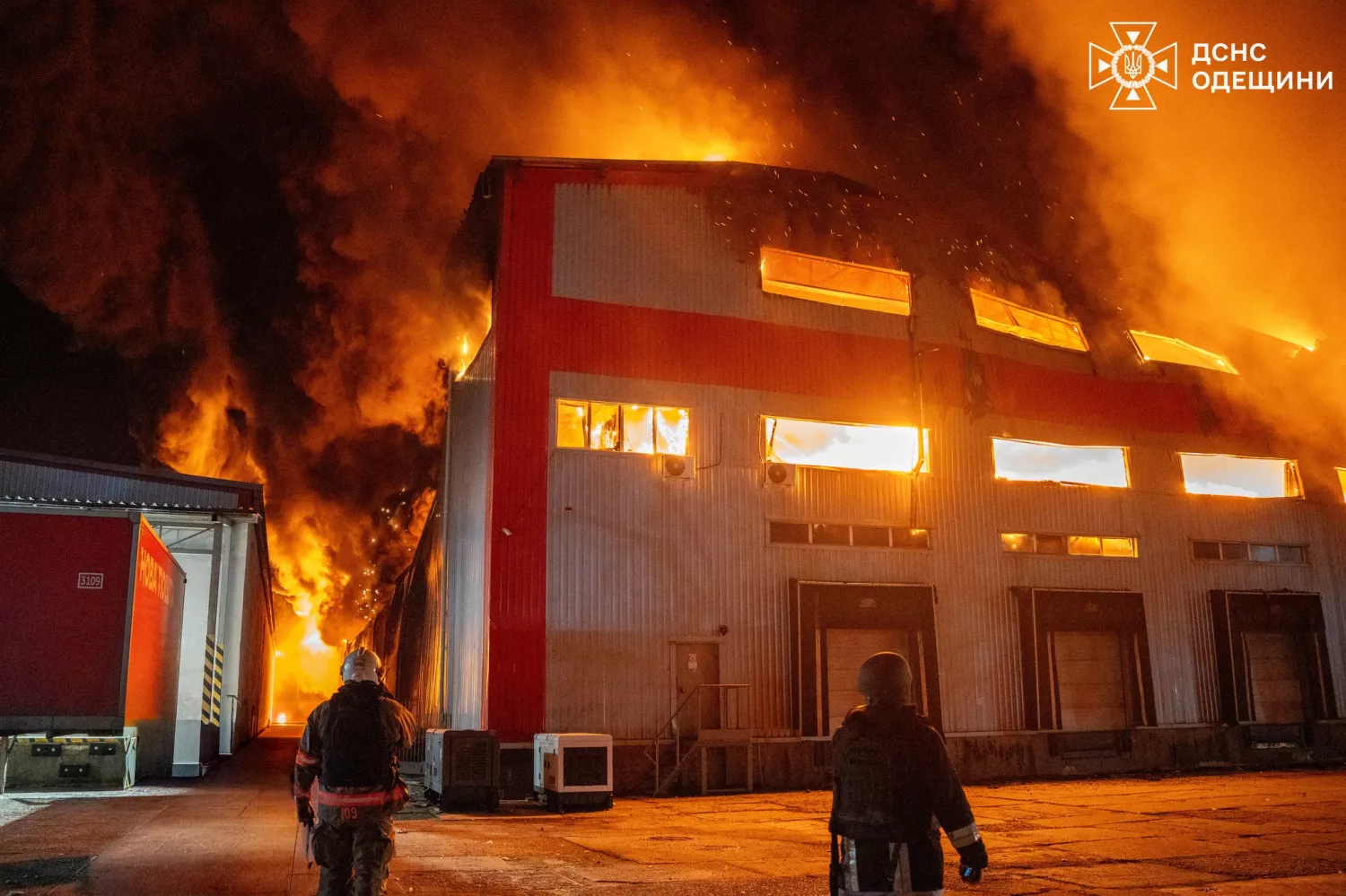 Наслідки удару по Одеській області 16 грудня. Фото: ДСНС
