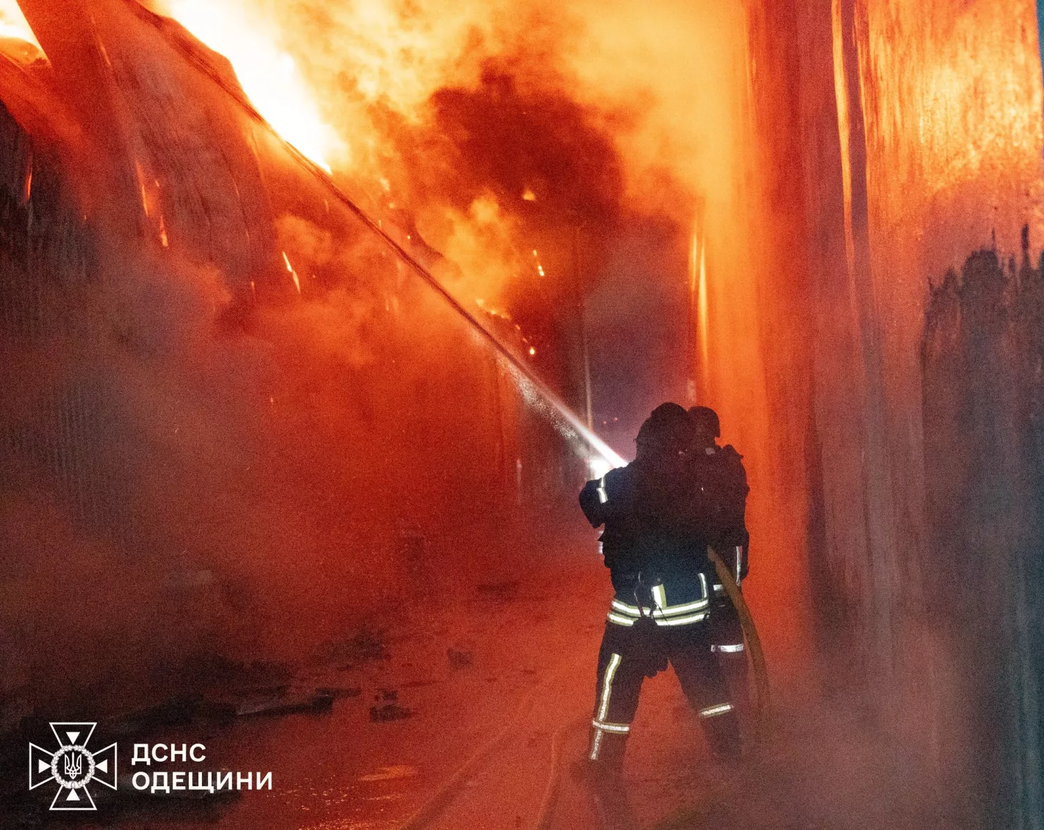 Наслідки удару по Одеській області 16 грудня. Фото: ДСНС
